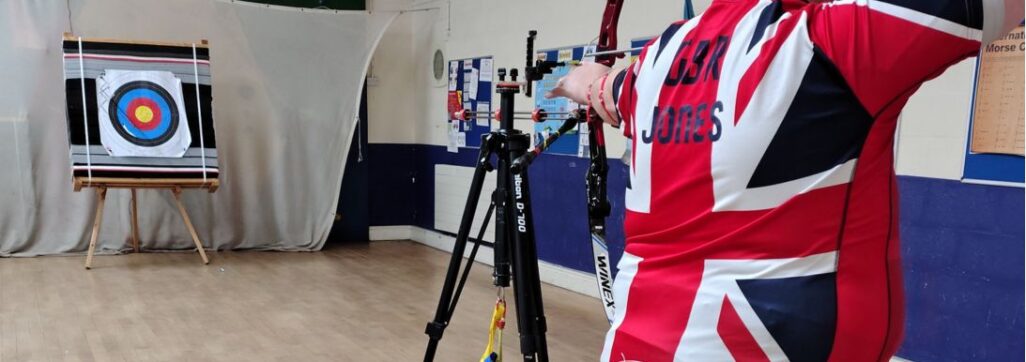 GB Archer Clive Jones at practice